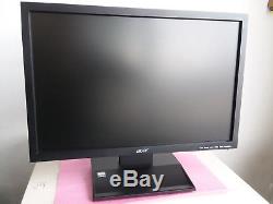 1 Lot of (72) Acer V193W 19 Widescreen LCD Monitors withStands
