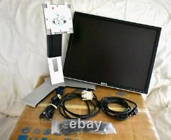 Dell 2007FP 20 1600x1200 43 LCD Monitor IPS Screen withStand, Cables & Box