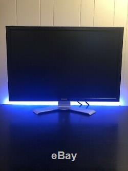 Dell 3007WFP LCD Monitor (60 Hz) 2560x1600 30 Inch (Stand & Cables Included)