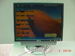 Dell UltraSharp 2001FP 20 wide screen LCD Monitor with Black Sound Bar