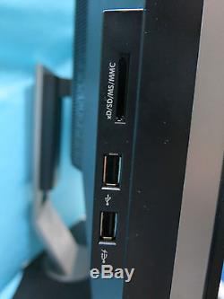 Dell Ultrasharp 30 LCD Black U3011T Monitor- with stand Grade A- Stk # 19