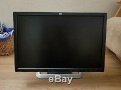 HP LP3065 EZ320A 30 LCD Monitor (2560x1600) with Stand & Cables