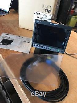 JVC DT-V9L1DU 9 Field/Studio High Definition LCD Monitor with Stand