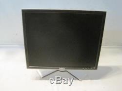 Lot of 50 Dell 19'' LCD Monitors (Various) with stands
