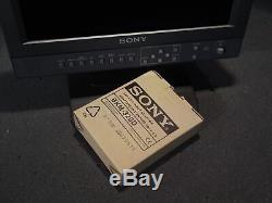 SONY LMD-1420 14 Professional LCD Video Display Monitor with Stand & BKM-320D