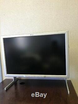 Sun 24.1 LCD Color Flat Panel Display Monitor Model WDZF and Stand