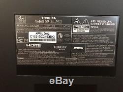 Toshiba 32C120U 32 720p HD LCD Television COMPUTER MONITOR WITH STAND